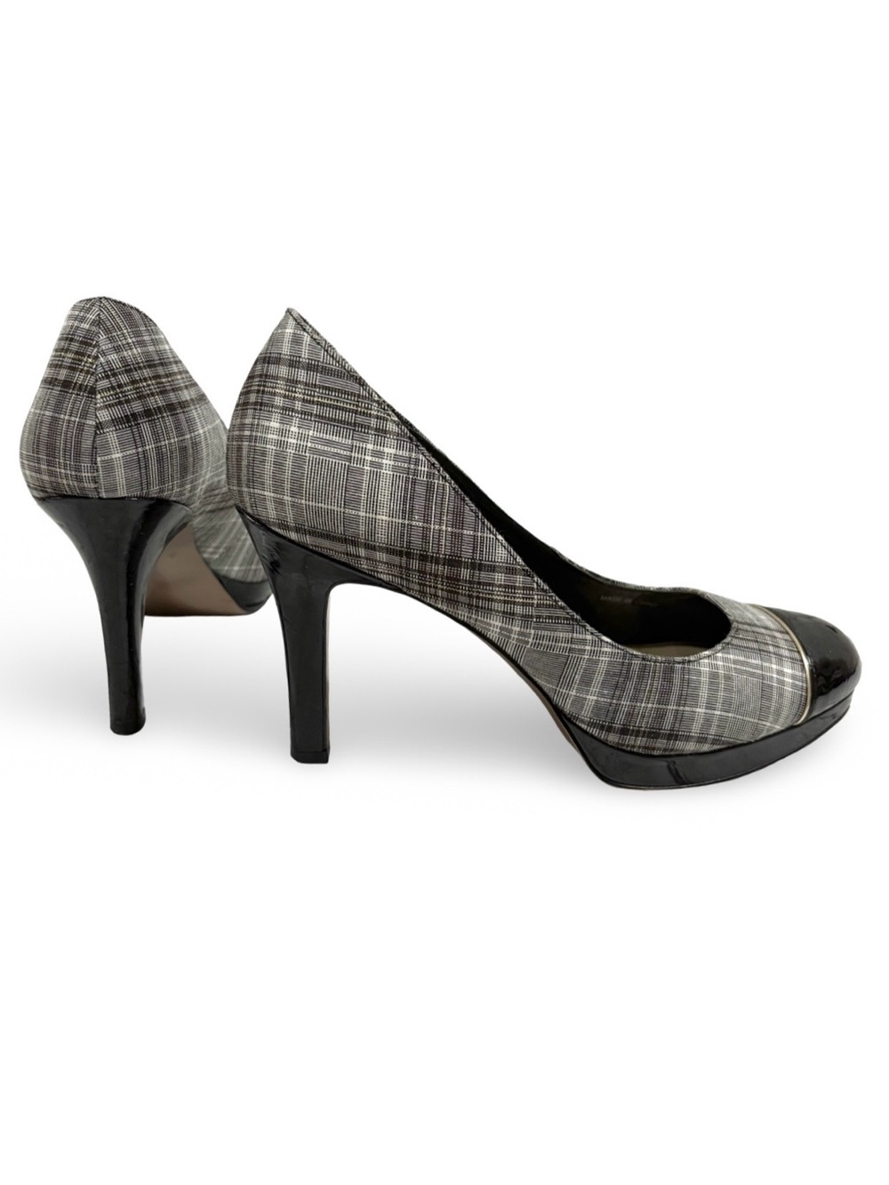Tahari Laurie Pumps 9M Plaid Patent Cap Toe Platform 4” Heels
